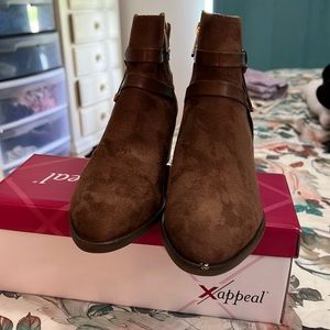 Brown side zip boots